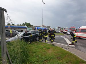 PKW-Bergung nach Verkehrsunfall